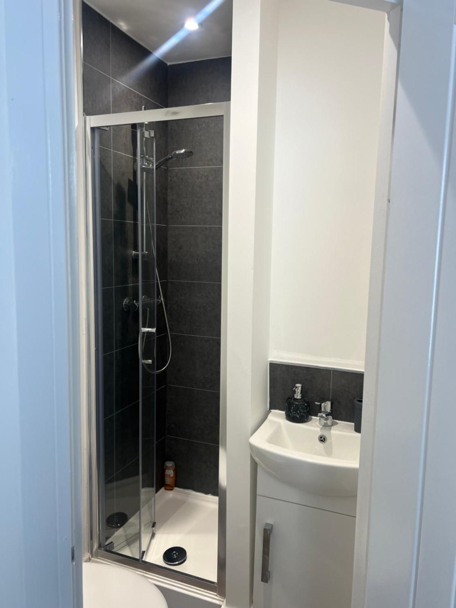 Ashfield New Place Нюкасъл ъндър Лайм Екстериор снимка