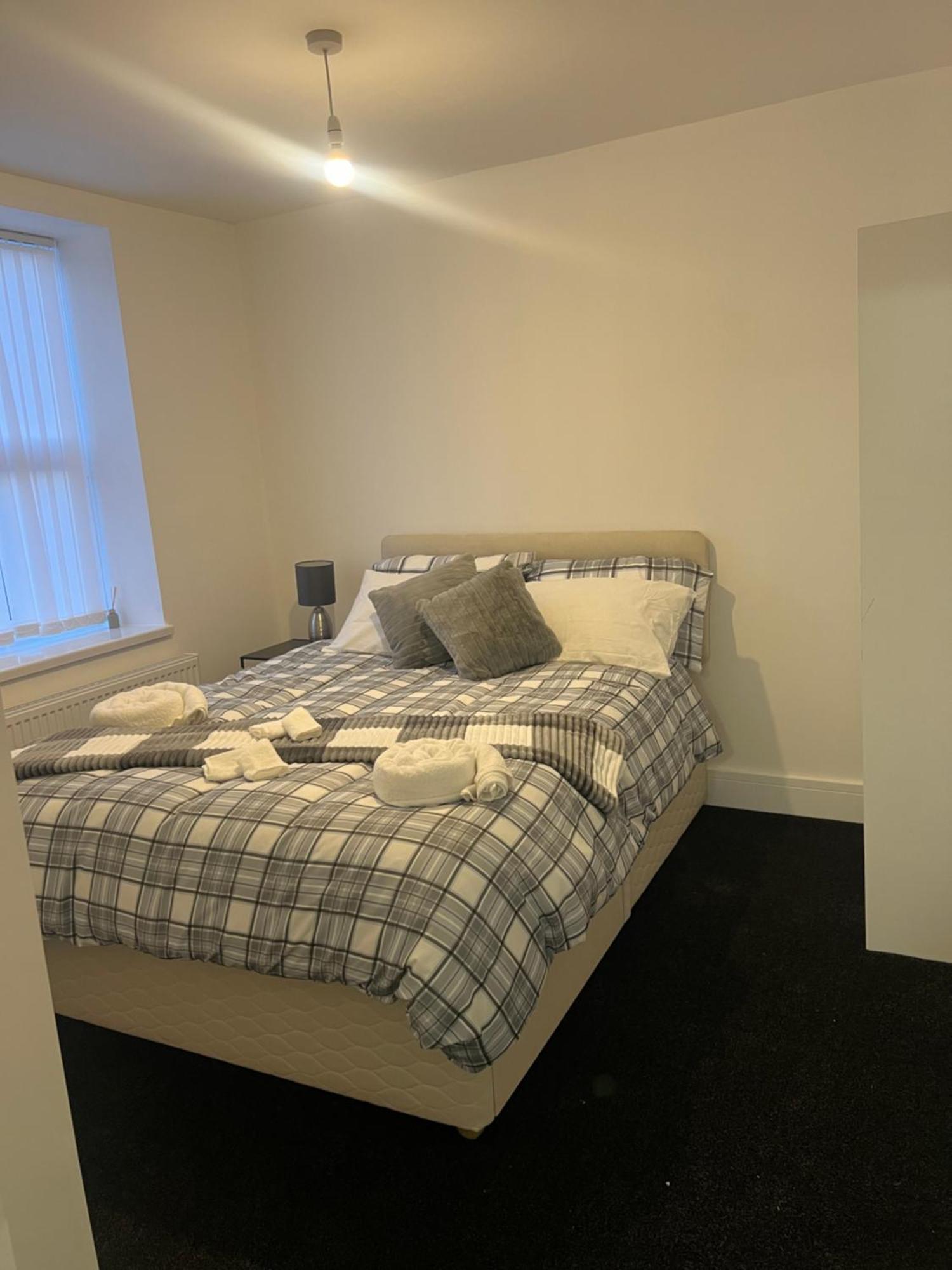 Ashfield New Place Нюкасъл ъндър Лайм Екстериор снимка