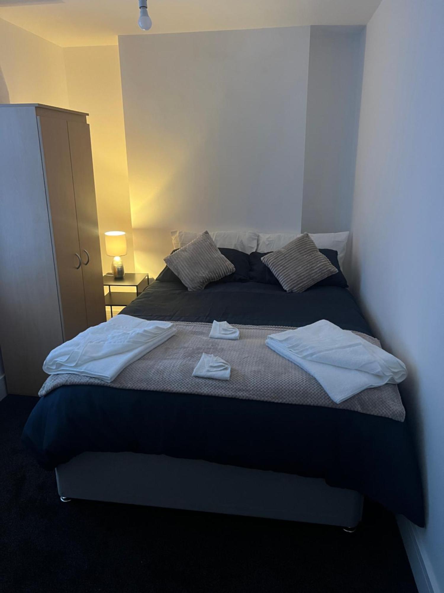 Ashfield New Place Нюкасъл ъндър Лайм Екстериор снимка