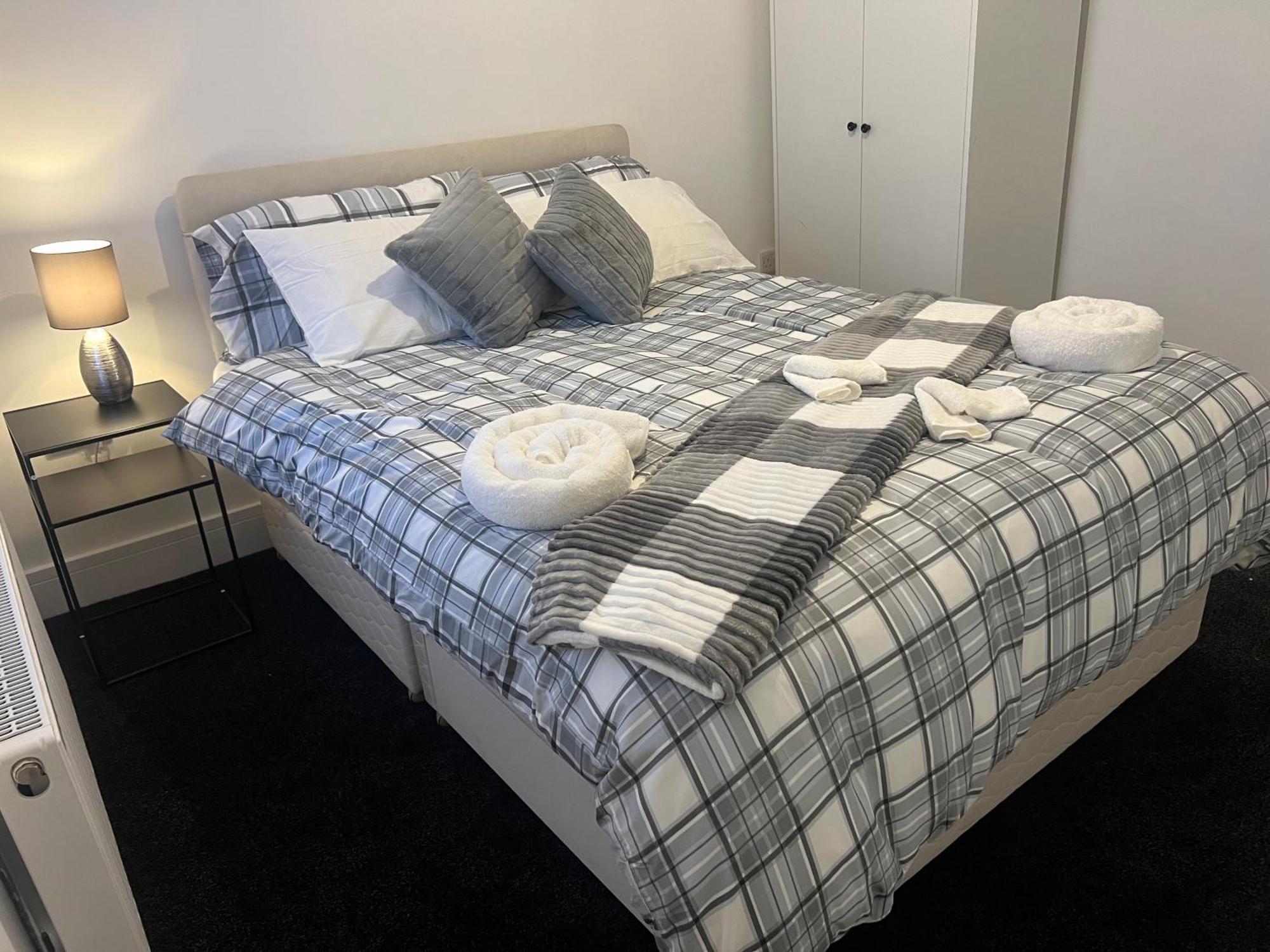 Ashfield New Place Нюкасъл ъндър Лайм Екстериор снимка